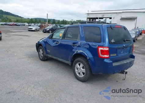 2008 Ford Escape Xlt z USA, uszkodzony, nr VIN 1FMCU93198KB75451